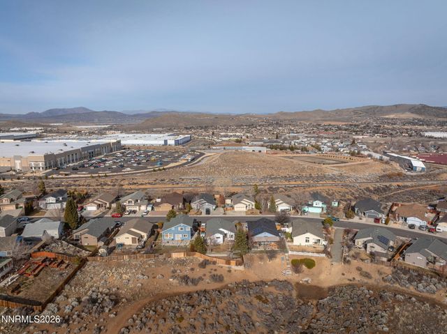 750 W Golden Valley Road, Reno, NV 89506