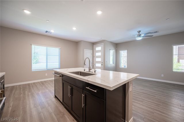 600 North Carriage Hill Drive 1053, Las Vegas, NV 89138