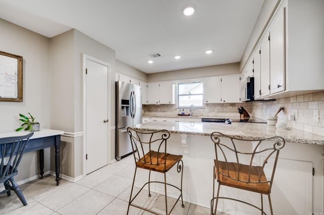 104 Country Club Road, Conway, AR 72034