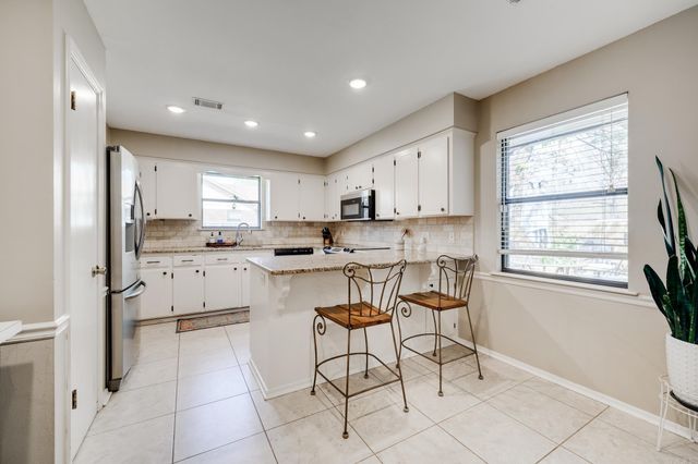 104 Country Club Road, Conway, AR 72034