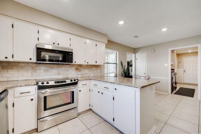 104 Country Club Road, Conway, AR 72034