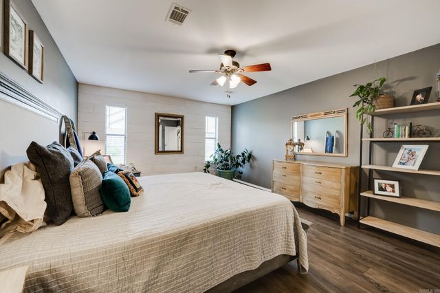 104 Country Club Road, Conway, AR 72034