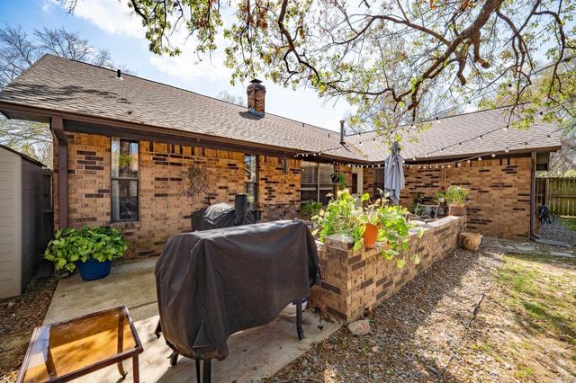 104 Country Club Road, Conway, AR 72034