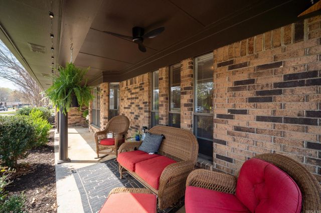 104 Country Club Road, Conway, AR 72034