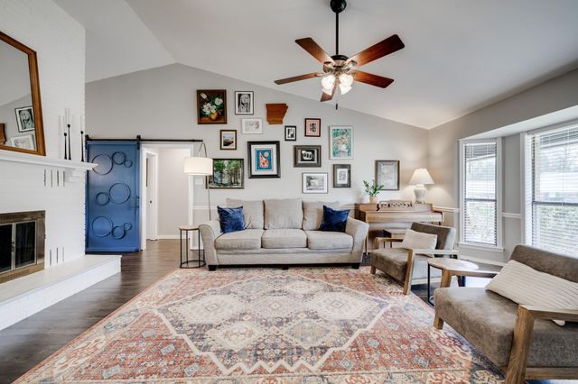 104 Country Club Road, Conway, AR 72034