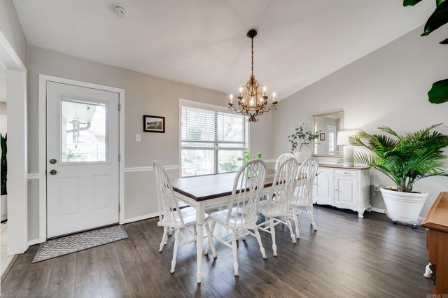 104 Country Club Road, Conway, AR 72034