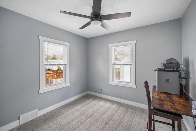 1235 57th Street, Des Moines, IA 50311