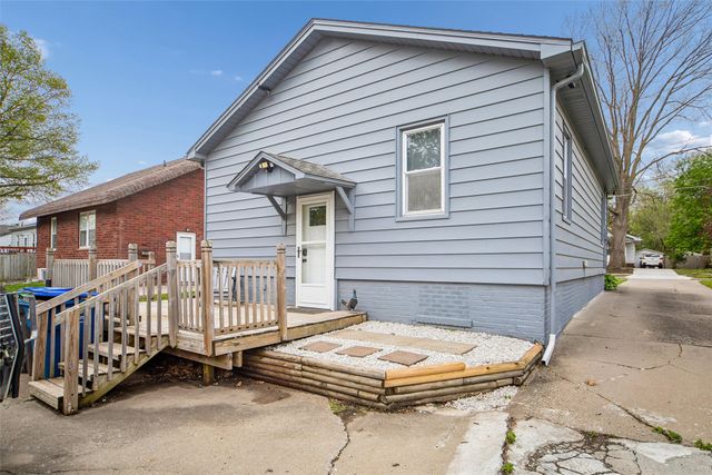 1235 57th Street, Des Moines, IA 50311
