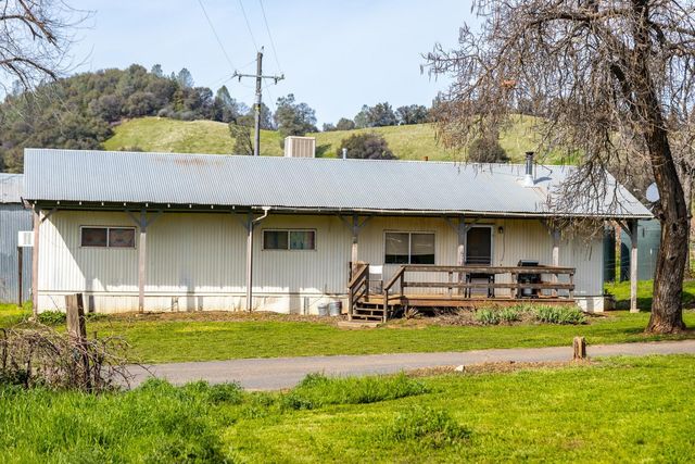 7449 Esmeralda Rd, San Andreas, CA 95249