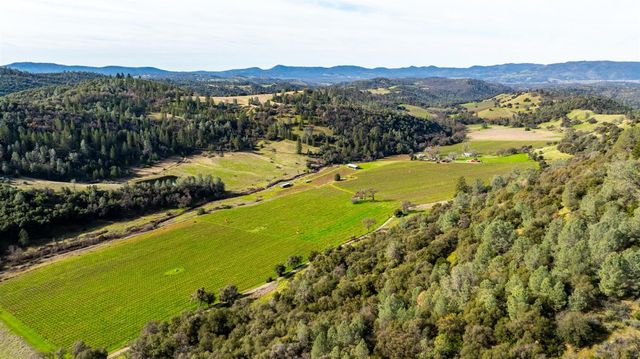 7449 Esmeralda Rd, San Andreas, CA 95249