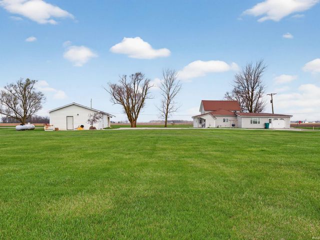 3679 S Hoosier Hwy Crossing, Bluffton, IN 46714