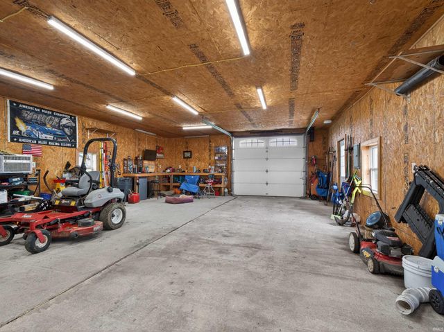 3679 S Hoosier Hwy Crossing, Bluffton, IN 46714