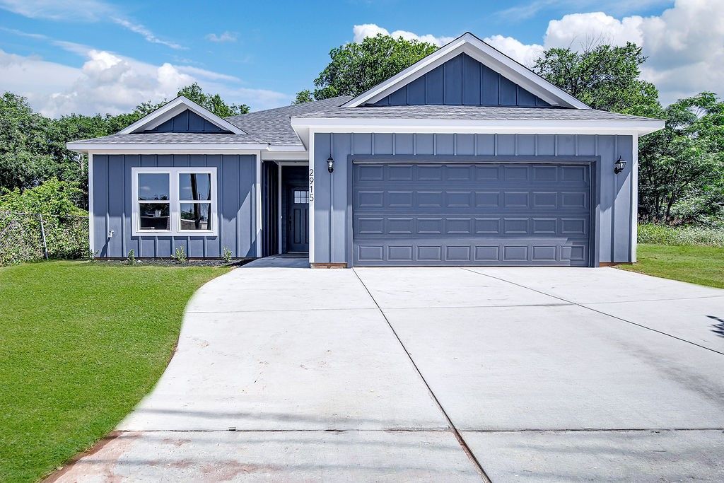 2915 La Salle Street, Fort Worth, TX 76131