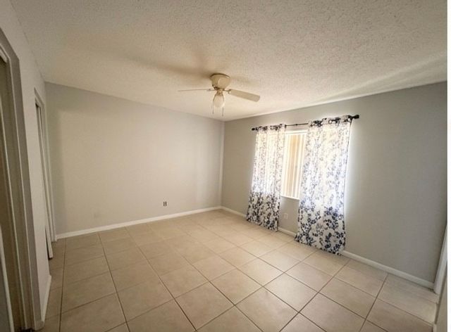 2355 19th Avenue, Vero Beach, FL 32960