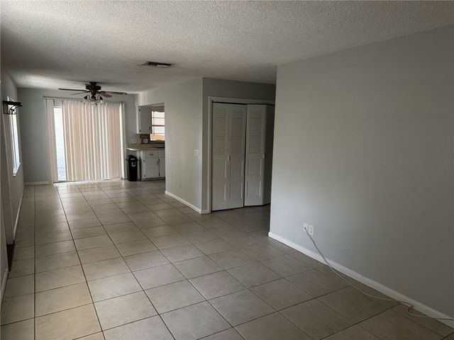 2355 19th Avenue, Vero Beach, FL 32960