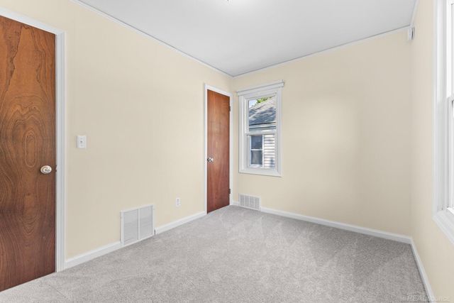 20626 Ridgemont Road, Harper Woods, MI 48225