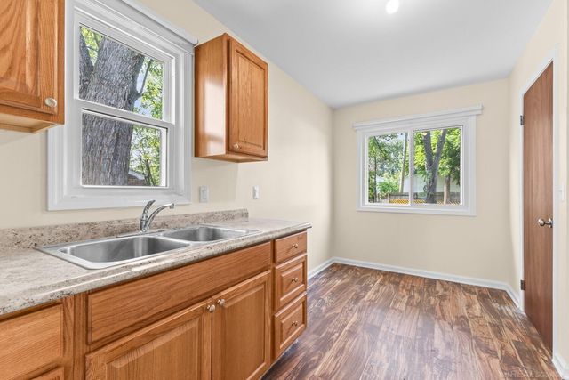20626 Ridgemont Road, Harper Woods, MI 48225
