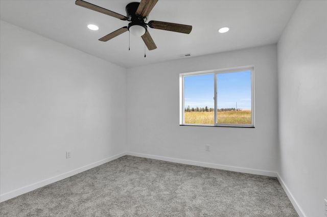 12109 S Stangland Rd, Medical Lake, WA 99022
