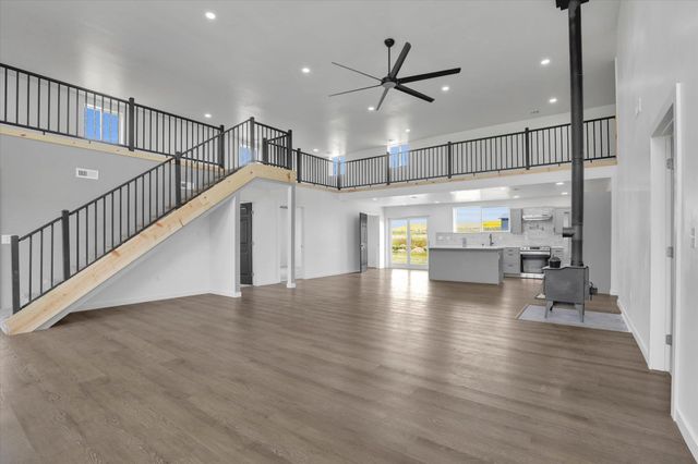 12109 S Stangland Rd, Medical Lake, WA 99022