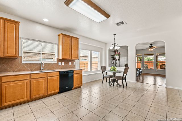 26239 Lost Creek Way, Boerne, TX 78015