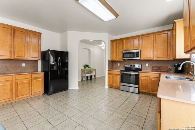 26239 Lost Creek Way, Boerne, TX 78015