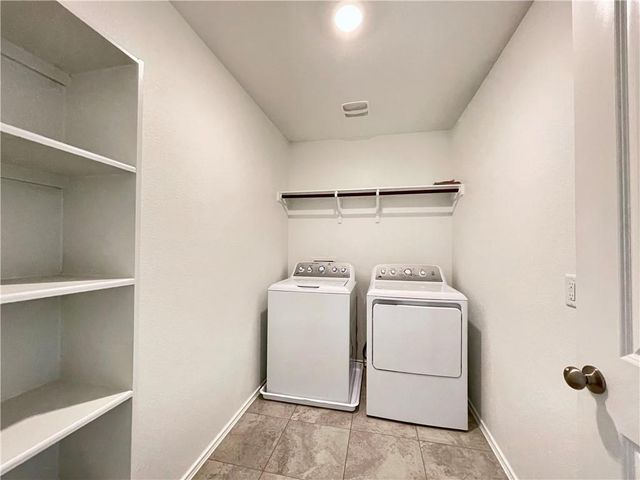 118 Canley LOOP, Hutto, TX 78634