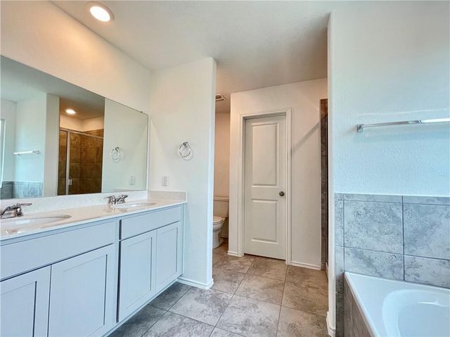118 Canley LOOP, Hutto, TX 78634