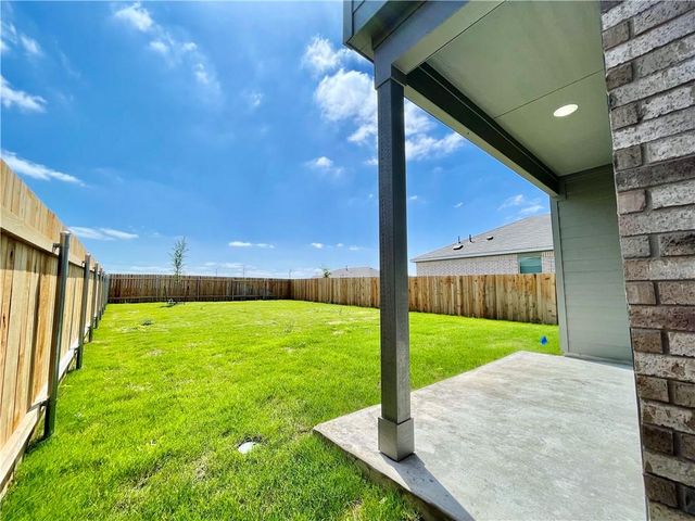 118 Canley LOOP, Hutto, TX 78634