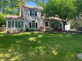 42 Fara Drive, Stamford, CT 06905