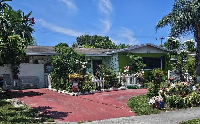 6165 Fair Green Road, West Palm Beach, FL 33417