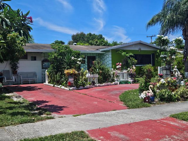 6165 Fair Green Road, West Palm Beach, FL 33417