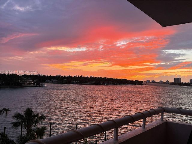 6820 Indian Creek Dr 3B, Miami Beach, FL 33141