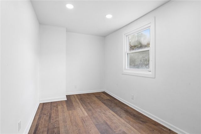 2520 Hallett St, E Pittsburgh, PA 15219