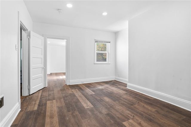 2520 Hallett St, E Pittsburgh, PA 15219