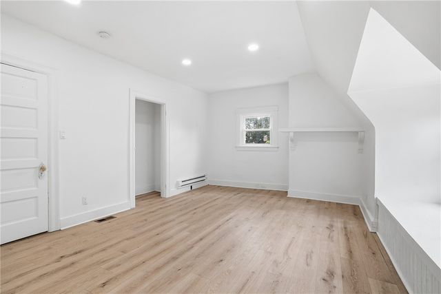 2520 Hallett St, E Pittsburgh, PA 15219