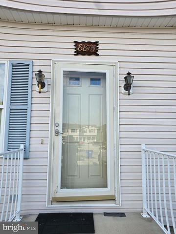 8815 KINGS ROAD, Waynesboro, PA 17268
