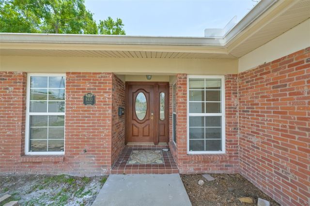 8410 LAVA PLACE, Tampa, FL 33615