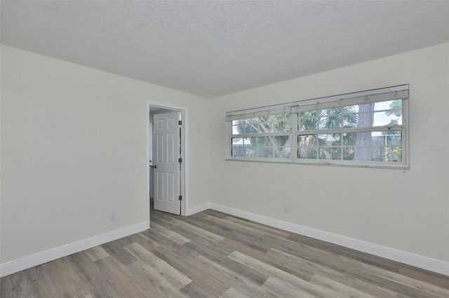8410 LAVA PLACE, Tampa, FL 33615
