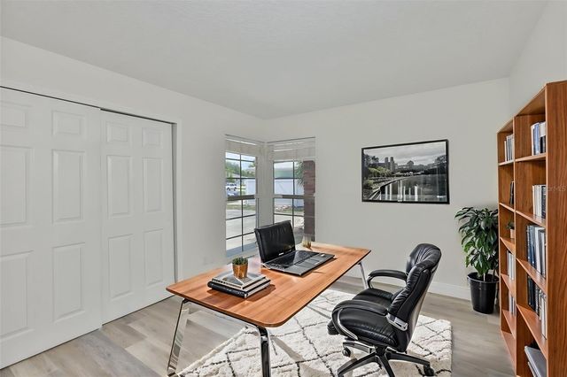 8410 LAVA PLACE, Tampa, FL 33615