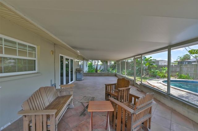 8410 LAVA PLACE, Tampa, FL 33615