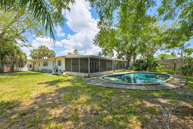 8410 LAVA PLACE, Tampa, FL 33615