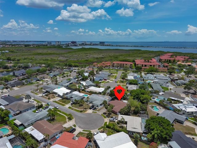 8410 LAVA PLACE, Tampa, FL 33615