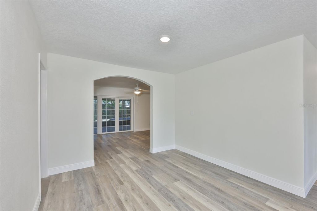 Image 26 of property listing at 8410 LAVA PLACE, Tampa, FL 33615