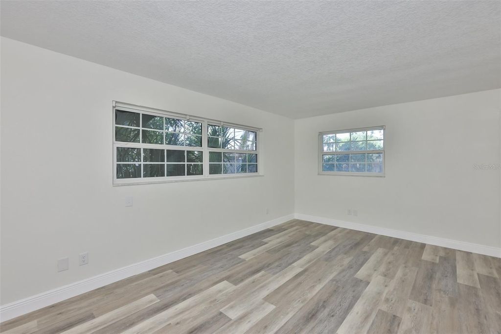 Image 27 of property listing at 8410 LAVA PLACE, Tampa, FL 33615