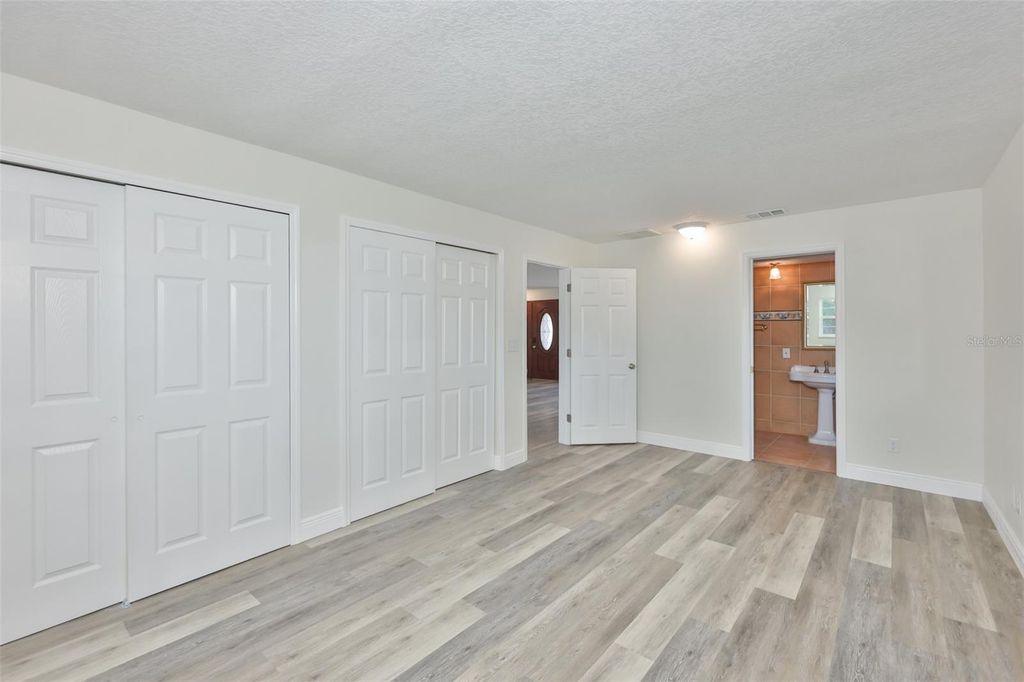Image 28 of property listing at 8410 LAVA PLACE, Tampa, FL 33615
