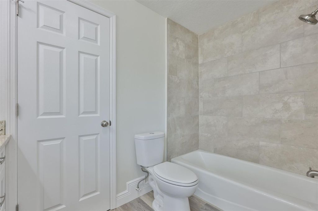 Image 33 of property listing at 8410 LAVA PLACE, Tampa, FL 33615
