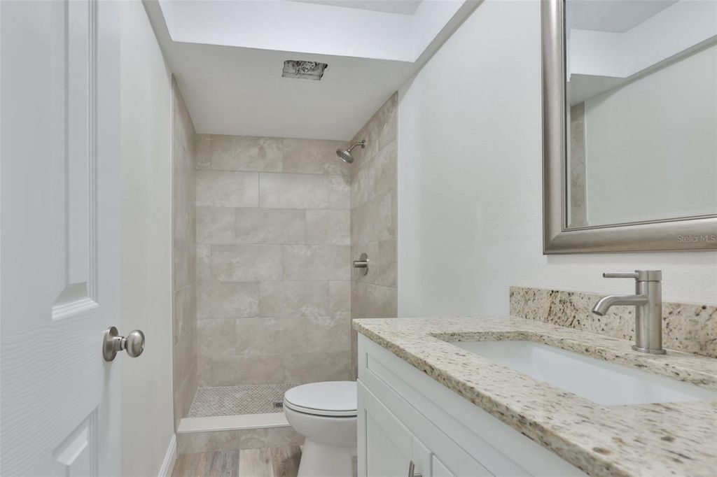 Image 34 of property listing at 8410 LAVA PLACE, Tampa, FL 33615