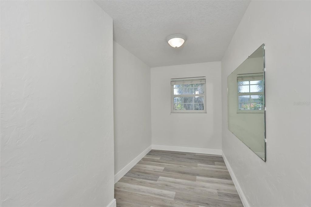 Image 41 of property listing at 8410 LAVA PLACE, Tampa, FL 33615