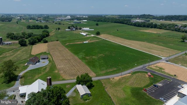 28 KINZER, Kinzers, PA 17535