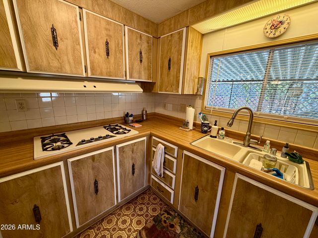 939 N Acacia Road 9, Apache Junction, AZ 85119